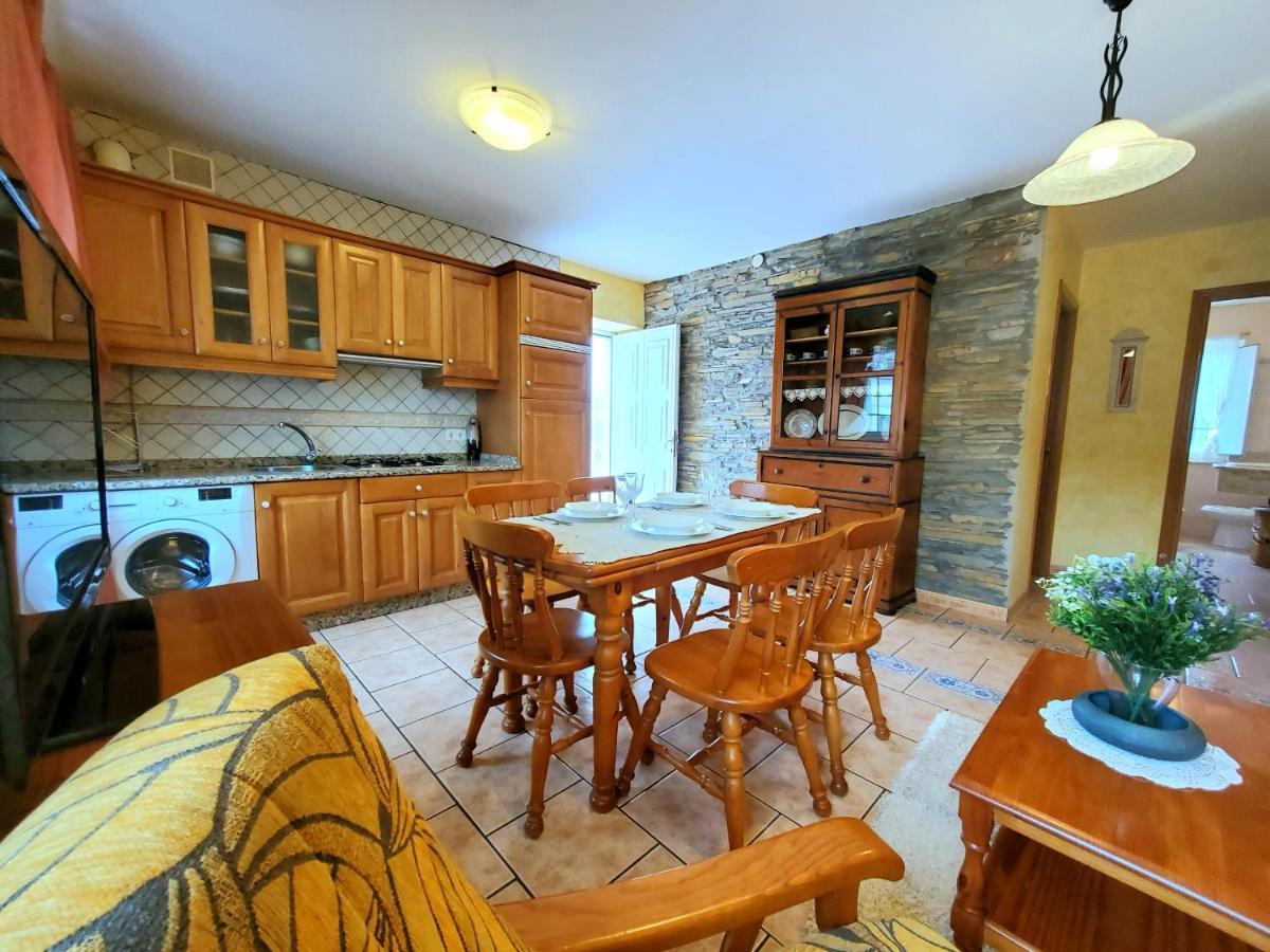 Apartamentos Turisticos Rosa Рибадео Экстерьер фото